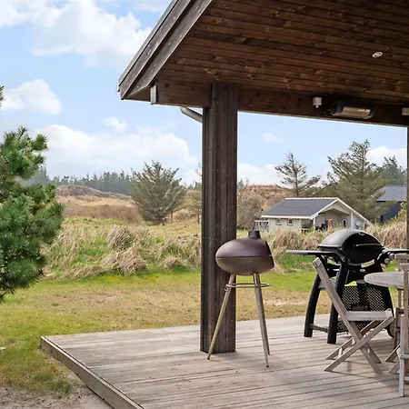 Minka - 500m From The Sea By Interhome *