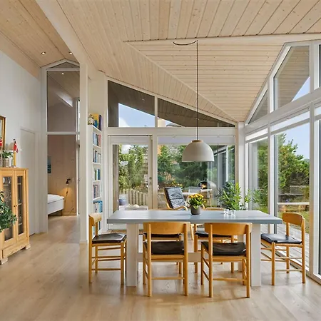 Minka - 500m From The Sea By Interhome *